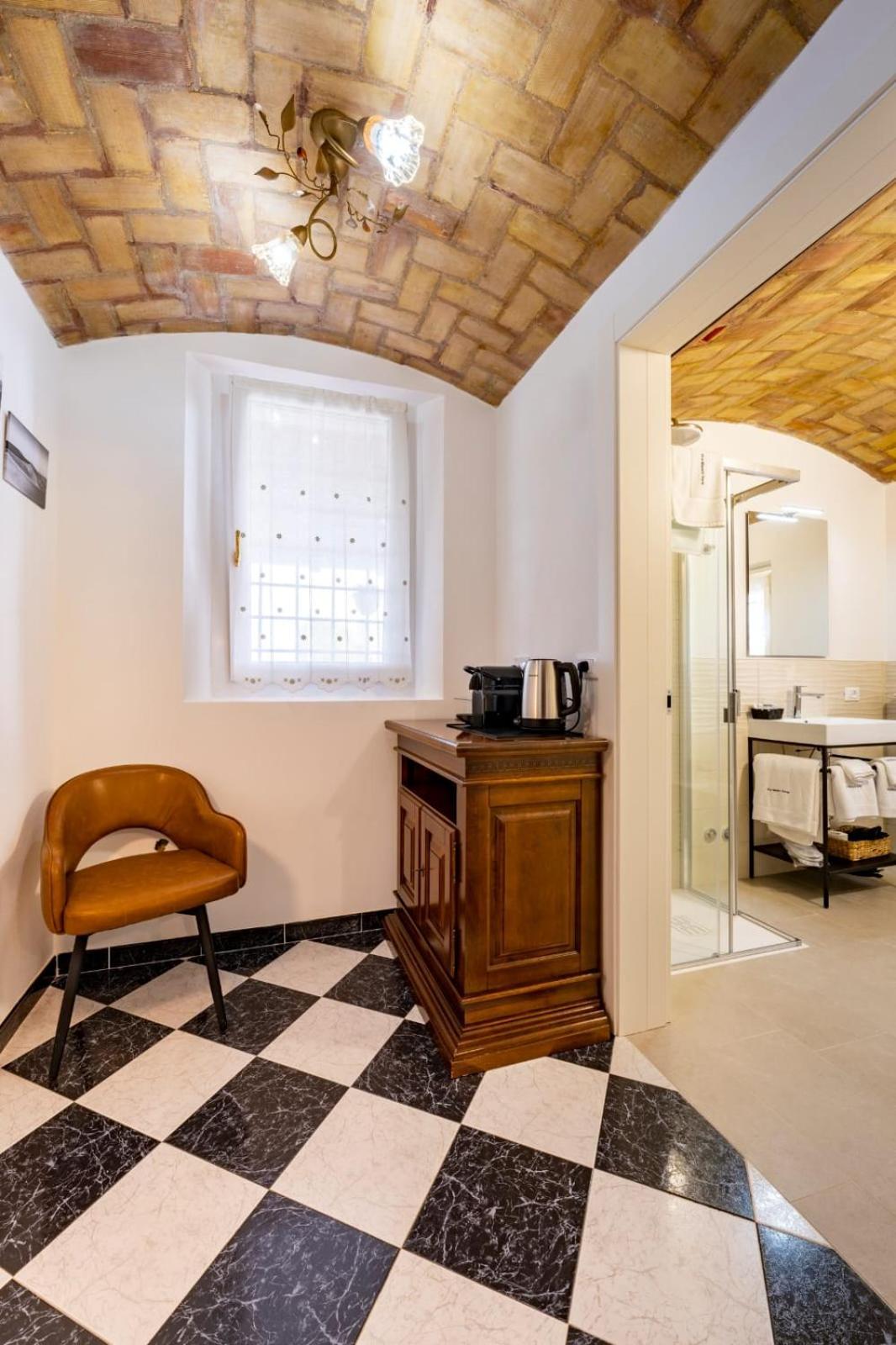 Due Maesta Home Реджонель-Эмилия Экстерьер фото